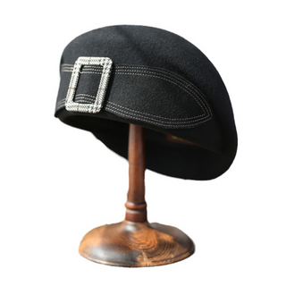 Classic Buckle Detail Winter Beret | Elowyn