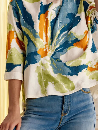 Floral Contrast Button T-Shirt – Relaxed Modern Silhouette | Virella